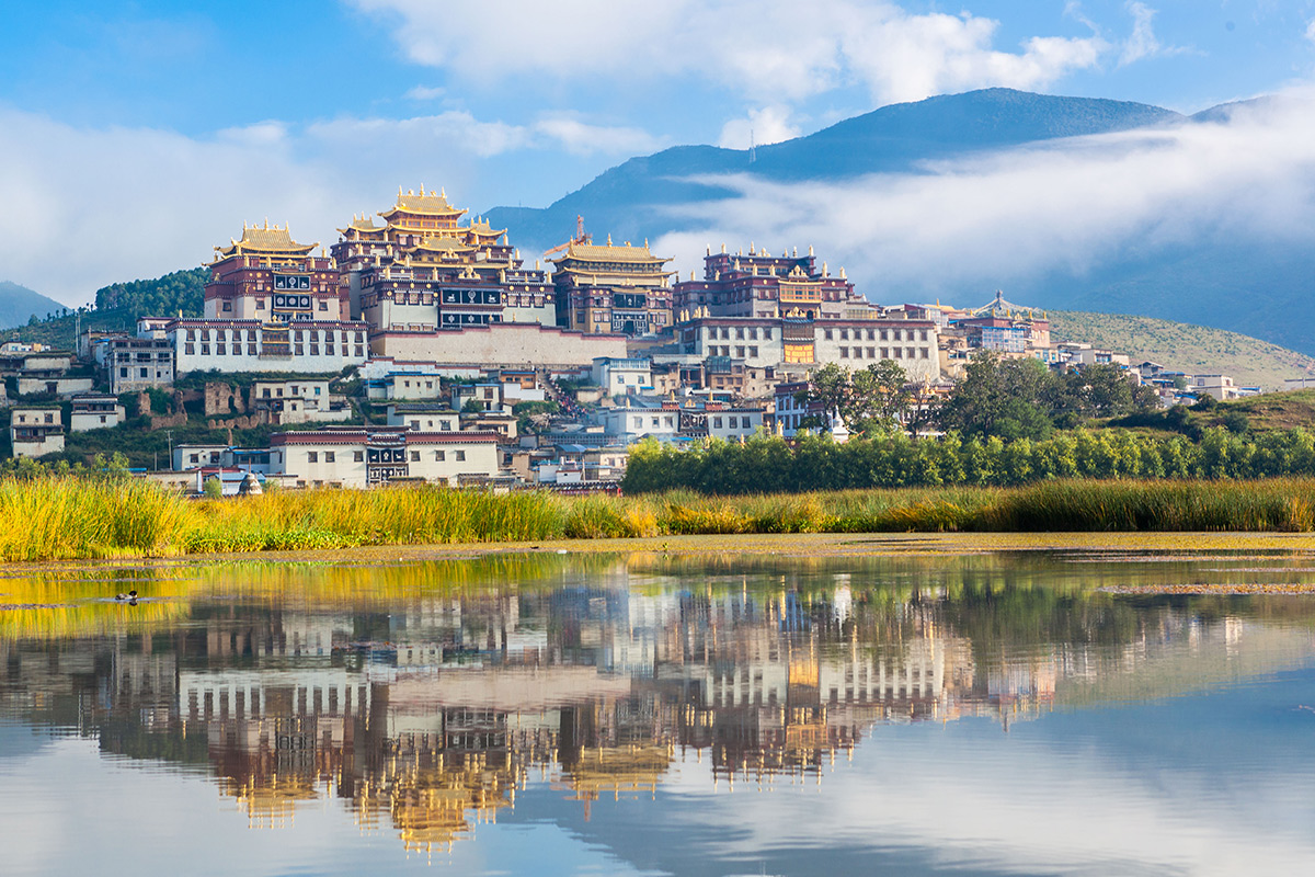 滇南烟雨寄古情