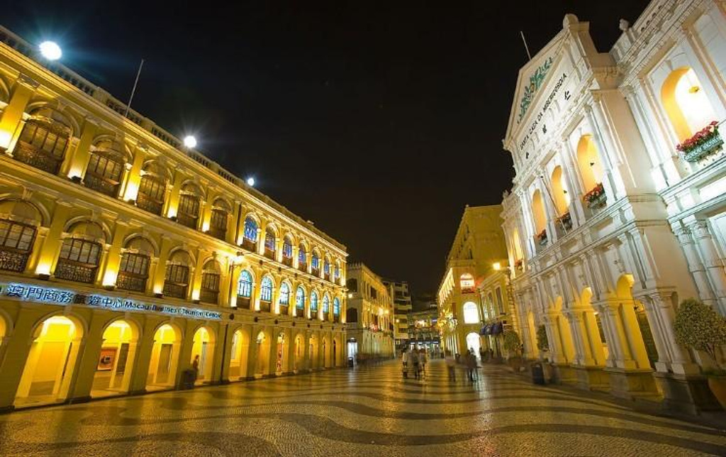 东方明珠澳门，播音稿中的璀璨魅力